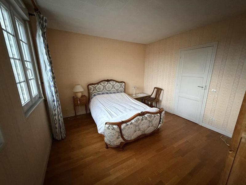 Pavillon - 136 m² - 5 pièces