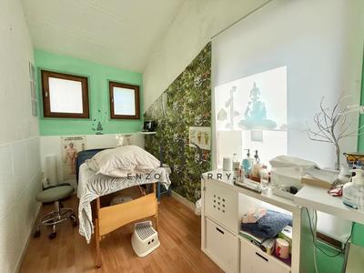 Maison - 193 m² - 7 pièces