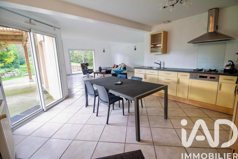 Maison - 160 m² - 7 pièces