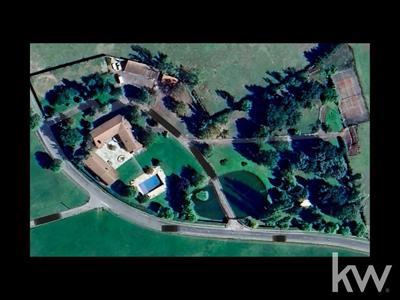 Propriété - 550 m² - 16 pièces