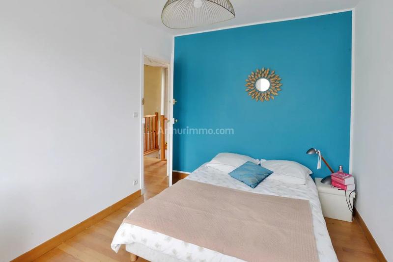 Maison - 207 m² - 8 pièces