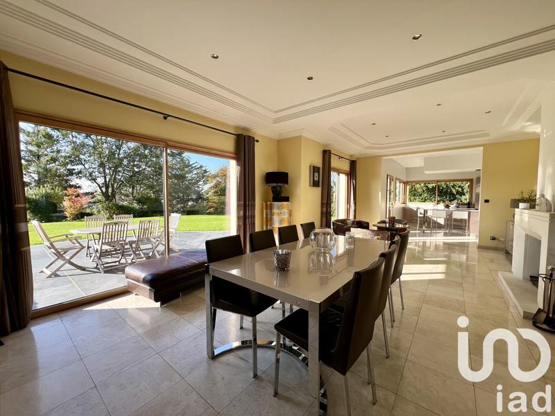 Maison - 296 m² - 8 pièces