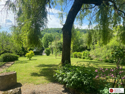 Maison ancienne - 260 m² - 7 pièces