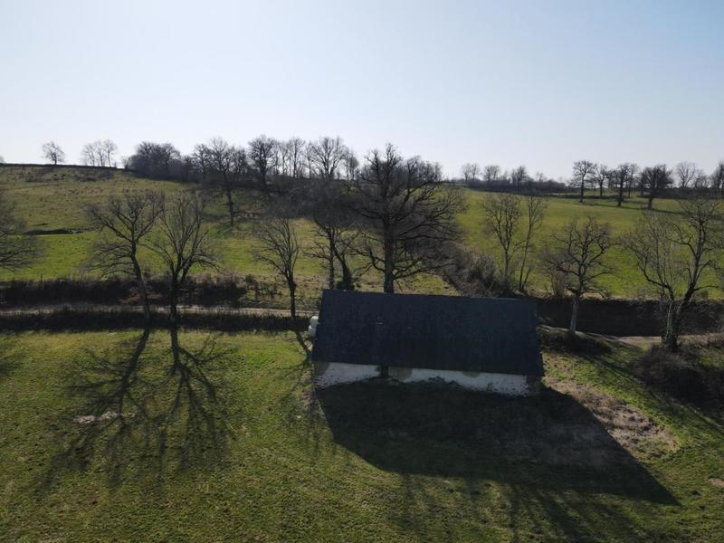 Grange - 295 m² - 2 pièces