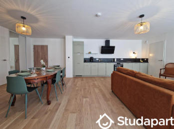 Appartement - 81 m² - 3 pièces