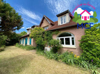 Maison ancienne - 230 m² - 8 pièces