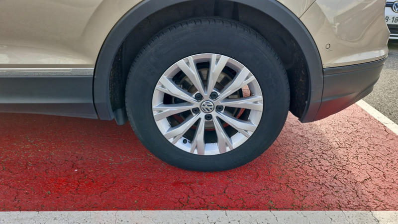 Volkswagen Tiguan Business 2.0 tdi 150 dsg7 confortline