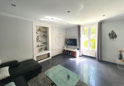 Maison - 123 m² - 6 pièces