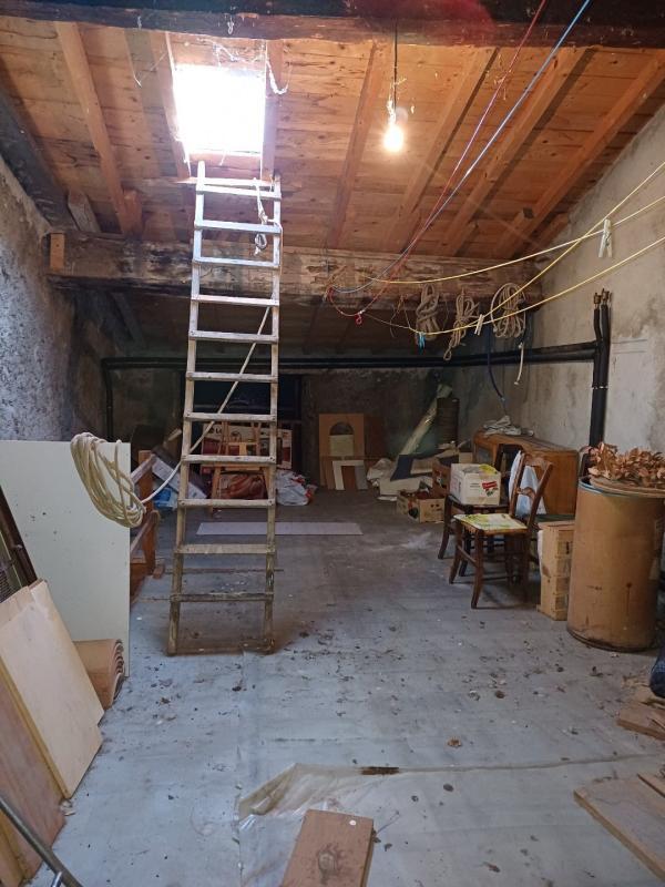 Maison - 150 m² - 8 pièces