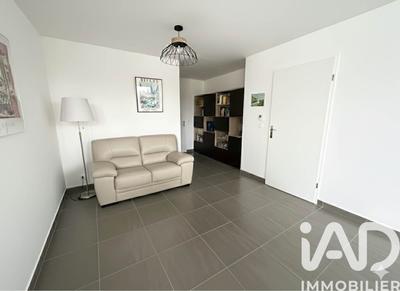 Appartement - 77 m² - 4 pièces