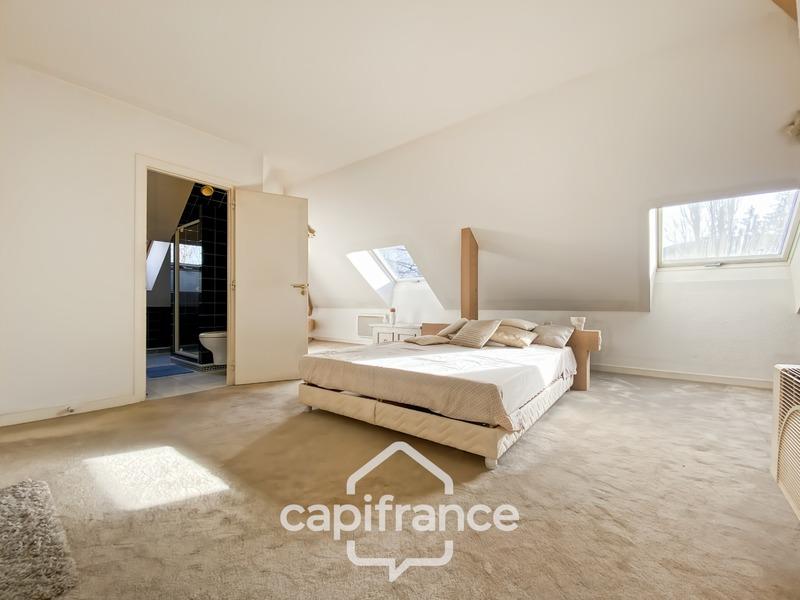 Maison - 192 m² - 8 pièces