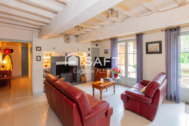 Maison - 204 m² - 7 pièces