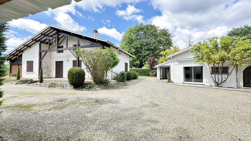 Maison - 174 m² - 7 pièces