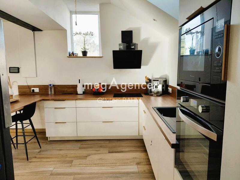 Corps de ferme - 138 m² - 6 pièces