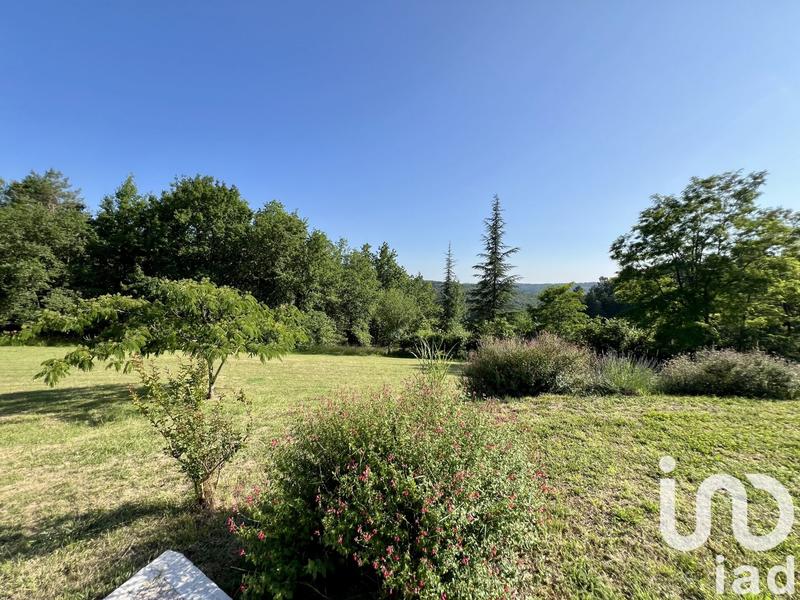 Maison - 215 m² - 7 pièces