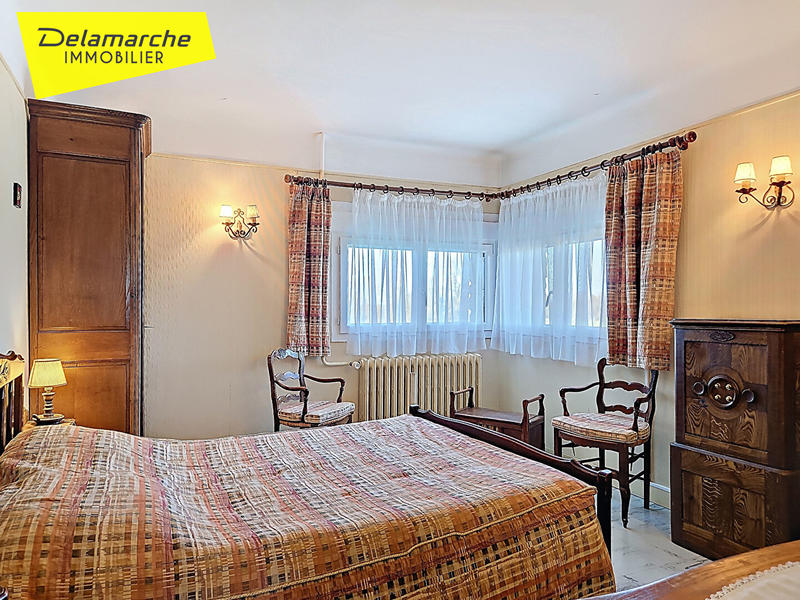 Maison - 137 m² - 6 pièces