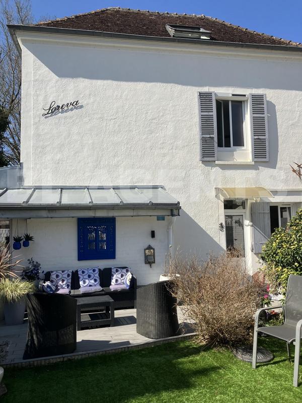 Maison - 97 m² - 5 pièces