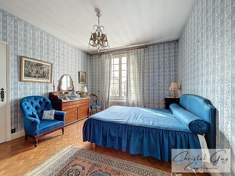 Maison bourgeoise - 291 m² - 12 pièces