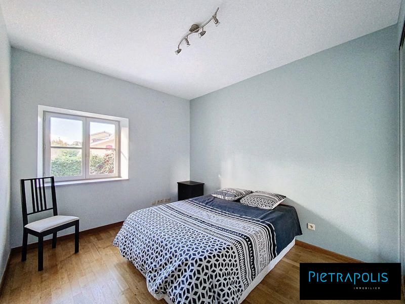 Maison - 236 m² - 7 pièces