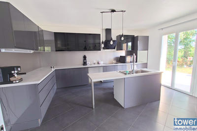 Maison - 160 m² - 5 pièces