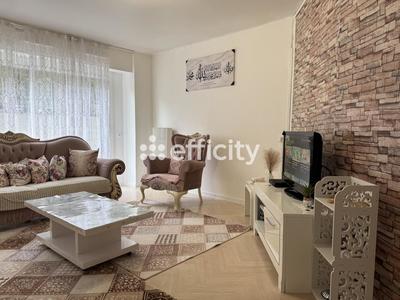 Appartement - 83 m² - 3 pièces