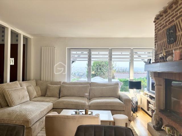 Maison - 120 m² - 5 pièces