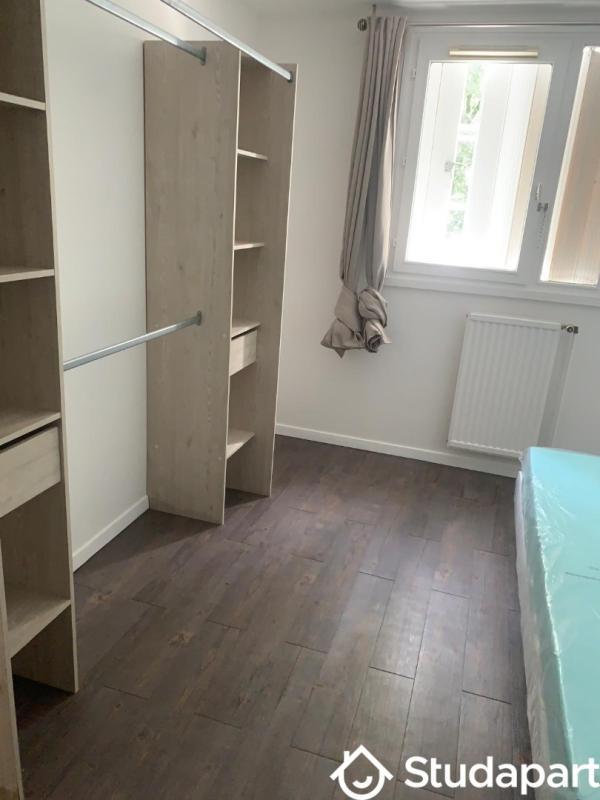 Chambre - 12 m² - 1 pièce