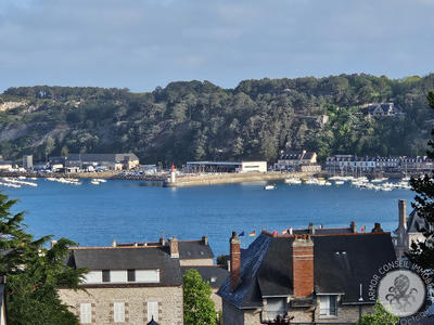 Maison - 93 m² - 6 pièces