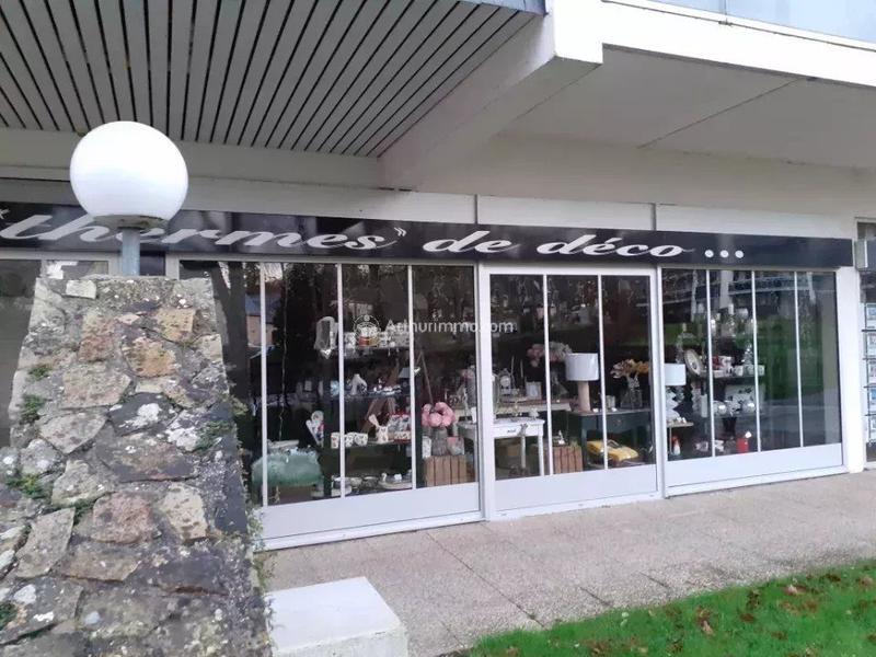 Bureau - 82 m² - 2 pièces