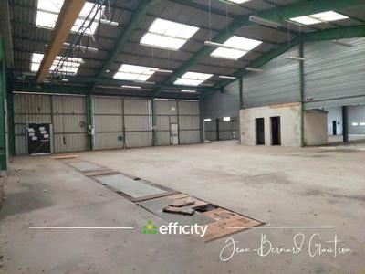 Entrepôt - 1 100 m² - 1 pièce