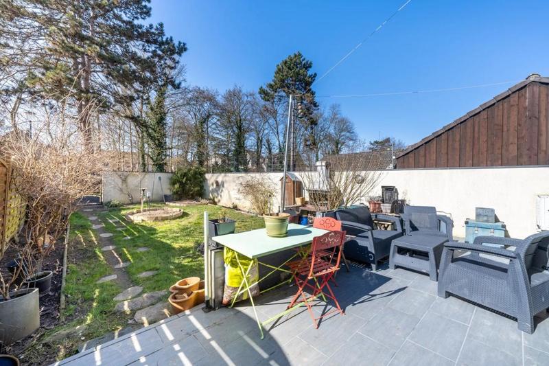 Maison - 83 m² - 5 pièces