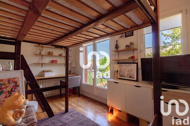 Maison - 238 m² - 10 pièces