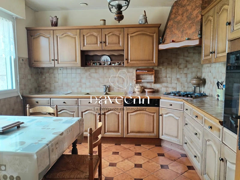 Maison traditionnelle - 144 m² - 6 pièces