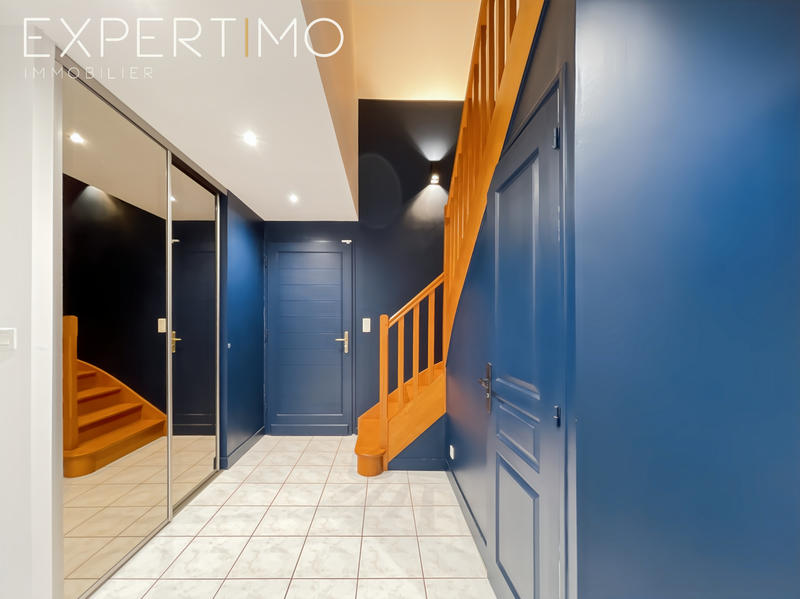 Maison - 153 m² - 7 pièces