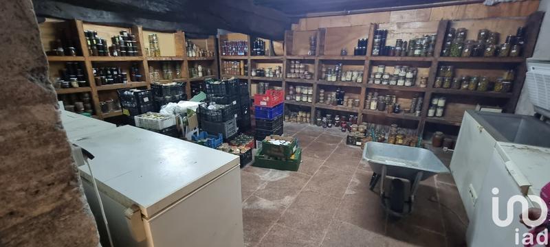 Maison - 260 m² - 7 pièces