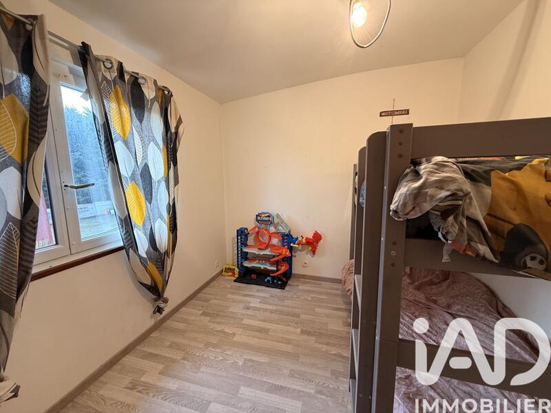 Maison - 96 m² - 4 pièces