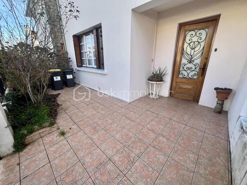 Maison - 80 m² - 5 pièces