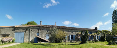 Maison - 562 m² - 19 pièces