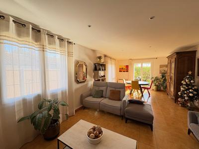 Maison - 148 m² - 5 pièces