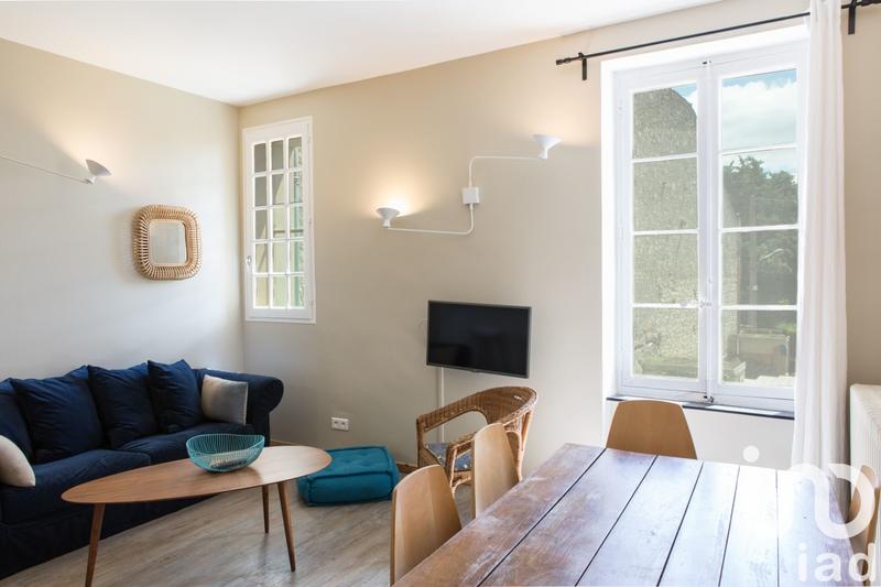 Maison - 297 m² - 10 pièces