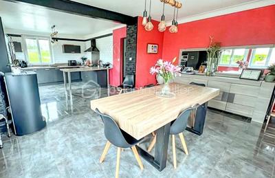 Maison - 188 m² - 7 pièces