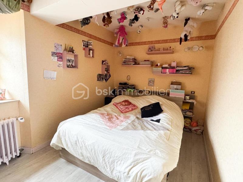 Maison - 196 m² - 8 pièces