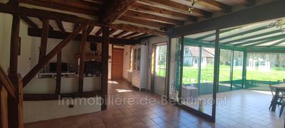 Maison - 205 m² - 9 pièces