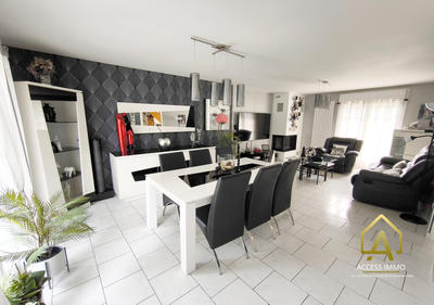 Propriété - 115 m² - 7 pièces