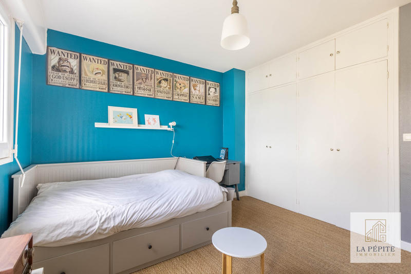 Appartement - 100 m² - 6 pièces