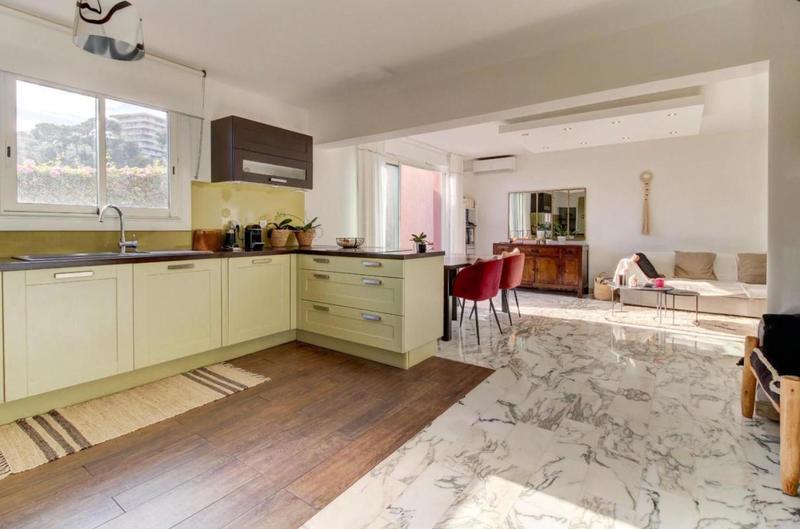 Duplex - 98 m² - 4 pièces