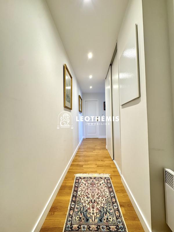 Appartement - 85 m² - 3 pièces