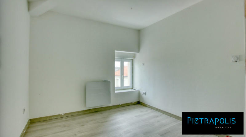 Appartement - 82 m² - 5 pièces