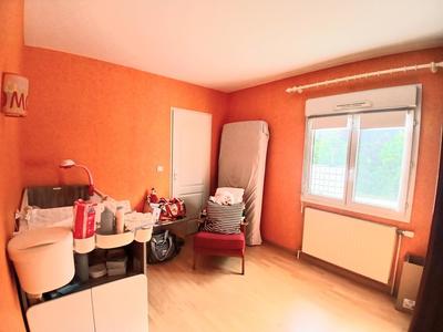 Maison - 82 m² - 6 pièces