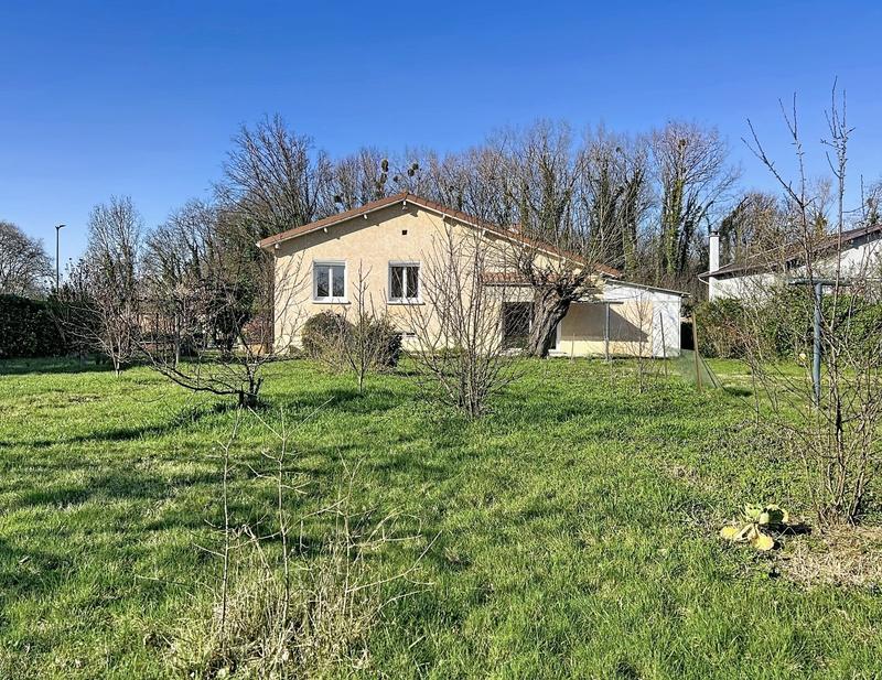 Maison - 80 m² - 4 pièces